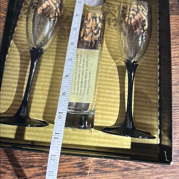 Vintage 1994 Jackie Collin’s Gold and Black Champagne Flute Set - Picture 15 of 16